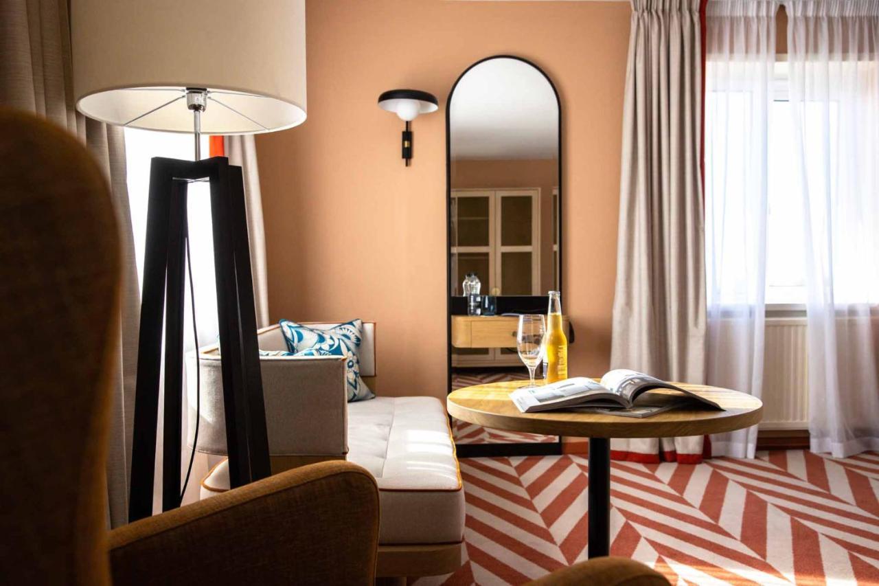 The Relais Cooden Beach And Spa Bexhill-on-Sea Dış mekan fotoğraf