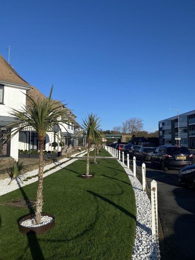 The Relais Cooden Beach And Spa Bexhill-on-Sea Dış mekan fotoğraf